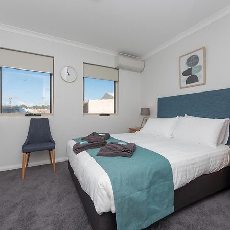 Jurien Bay Motel Apartments Bagian luar foto