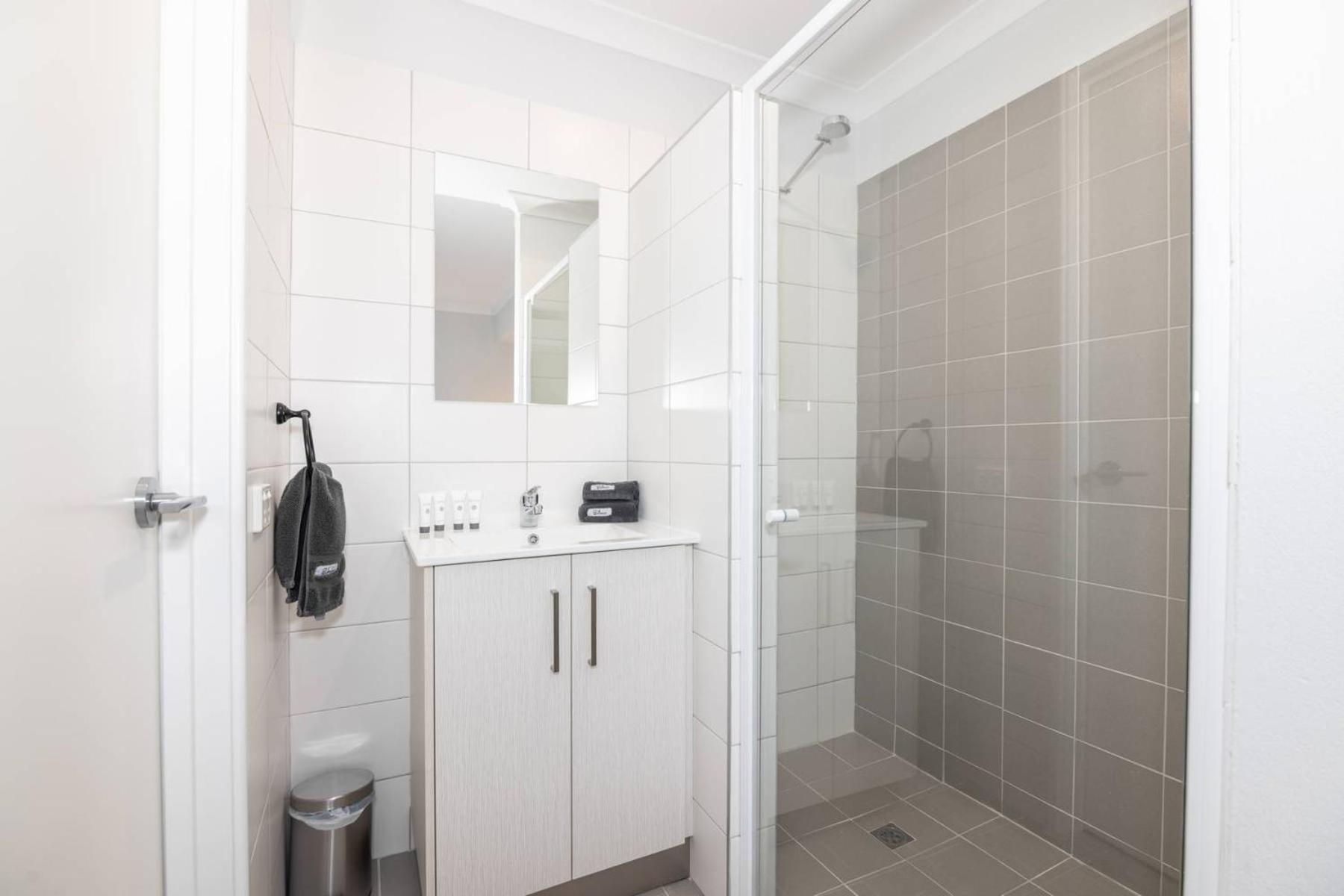 Jurien Bay Motel Apartments Bagian luar foto