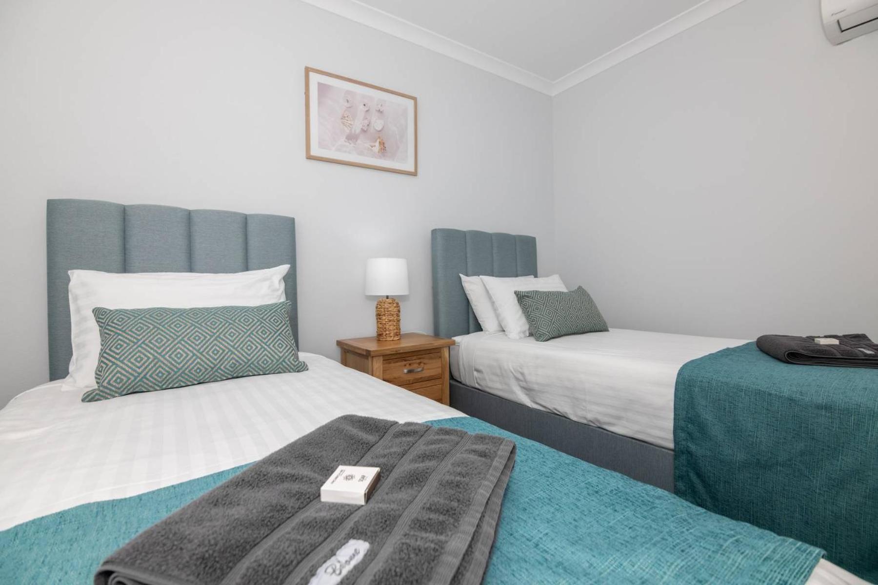 Jurien Bay Motel Apartments Bagian luar foto